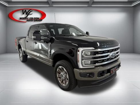 New 2026 Ford F250 4x4 Crew Cab Super Duty image 3