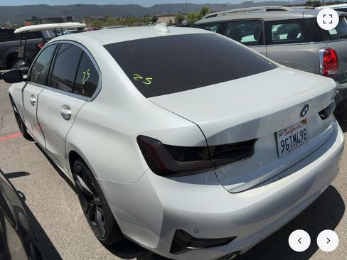 Used 2021 BMW 330i Sedan w/ Premium Package RWD image 4