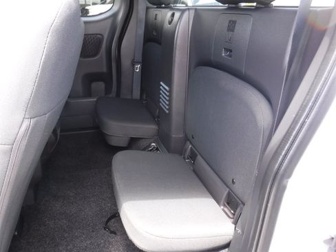 Used 2024 Nissan Frontier S w/ S Utility Package AWD/4WD image 10