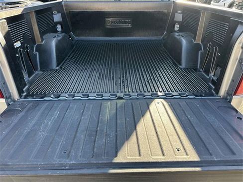 Used 2024 Chevrolet Silverado 1500 LT image 25