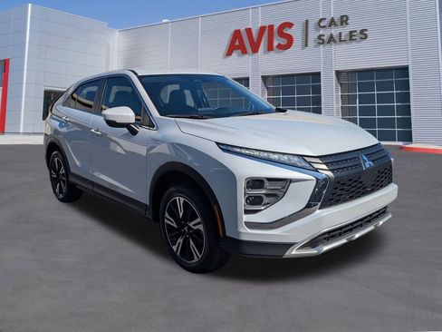 Used 2025 Mitsubishi Eclipse Cross SE image 3