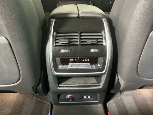 Certified 2023 BMW X7 xDrive40i w/ Premium Package image 27