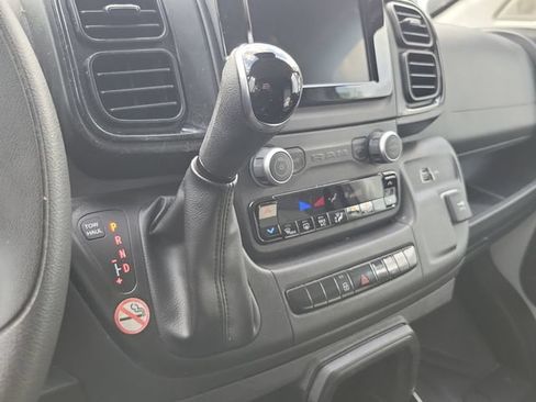 Used 2025 RAM ProMaster 2500 w/ Convenience Group FWD image 16