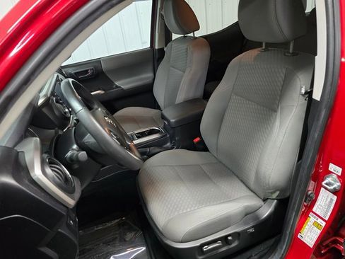 Used 2022 Toyota Tacoma SR5 image 16