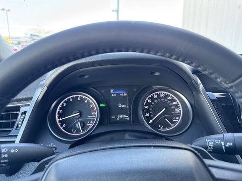 Used 2023 Toyota Camry SE w/ Convenience Package image 15