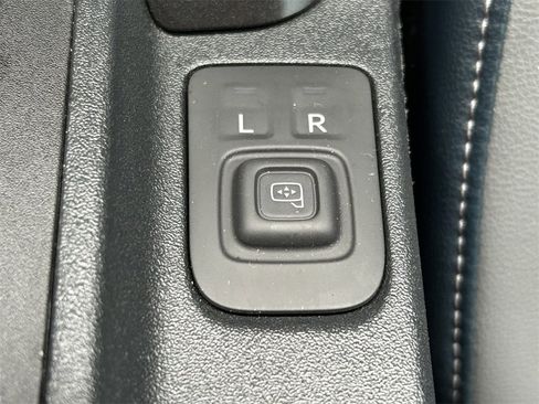 Used 2021 Ford Bronco First Edition image 35