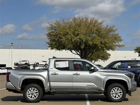 New 2025 Toyota Tacoma SR5 image 3