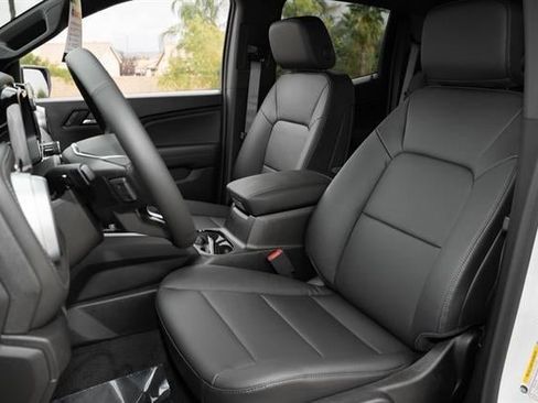 New 2026 Chevrolet Colorado LT w/ LT Convenience Package image 32