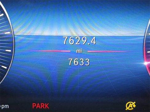 Used 2024 Mercedes-Benz GLS 450 4MATIC image 7