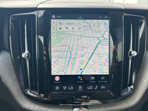 Certified 2025 Volvo XC60 B5 Plus image 22