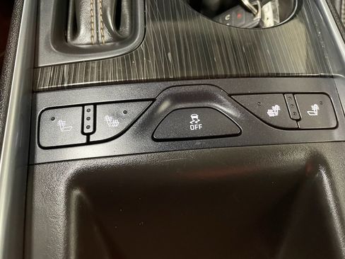 Used 2018 Chevrolet Impala LT w/ LT Leather Package image 22