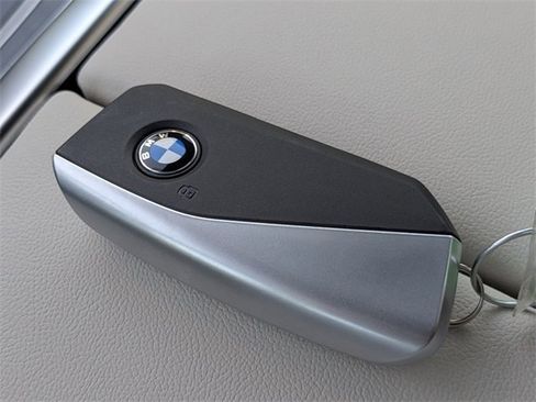 New 2026 BMW X6 xDrive40i w/ Premium Package image 33