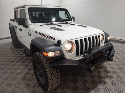 Used 2022 Jeep Gladiator Rubicon w/ Cold Weather Group AWD/4WD image 4