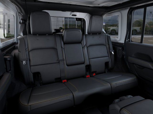 New 2026 Jeep Wrangler Unlimited Sahara AWD/4WD image 20