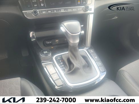 Used 2024 Kia Seltos S AWD/4WD image 18