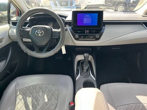 Used 2023 Toyota Corolla LE FWD image 16