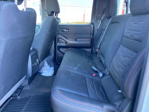 Used 2024 Nissan Frontier PRO-4X w/ Pro Convenience Package image 16
