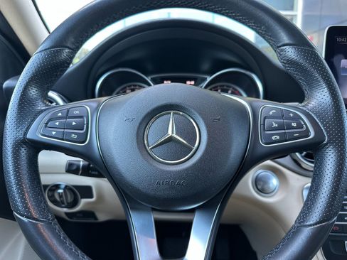 Used 2019 Mercedes-Benz GLA 250 4MATIC image 24