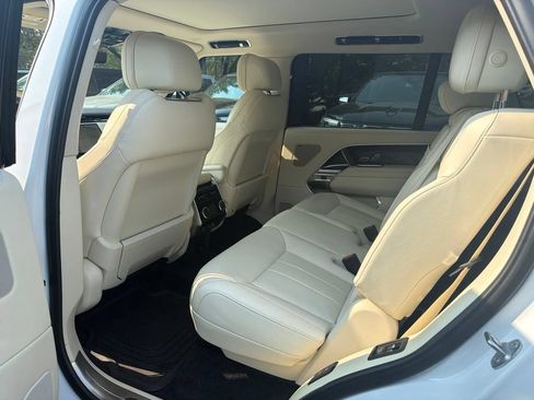 Certified 2023 Land Rover Range Rover Long Wheelbase SE AWD/4WD image 19