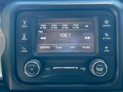Used 2019 Jeep Wrangler Sport AWD/4WD image 24