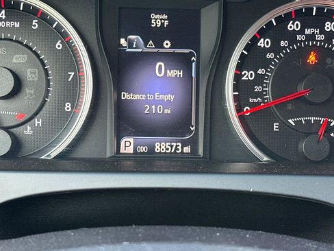 Used 2017 Toyota Camry SE image 23