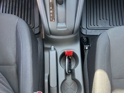 Used 2025 Nissan Kicks Play S image 14