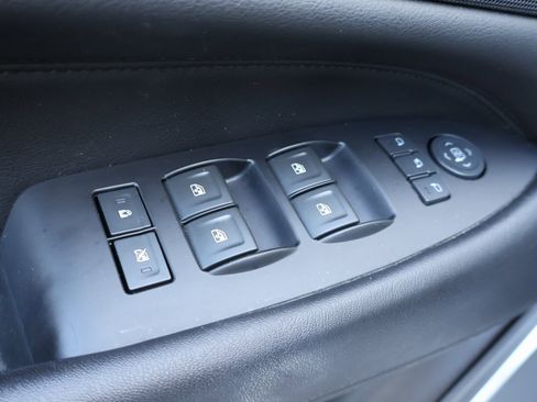 Used 2019 Cadillac Escalade Premium Luxury image 12