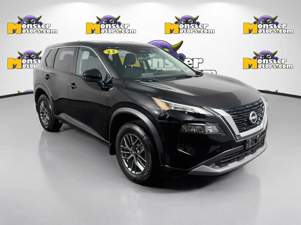Used 2023 Nissan Rogue S AWD/4WD image 3