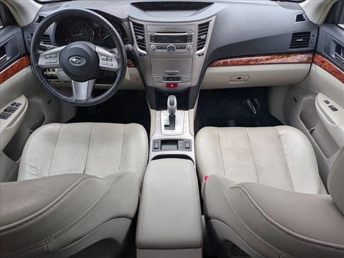 Used 2011 Subaru Outback 3.6R Limited w/ PWR Moonroof Pkg AWD/4WD image 12