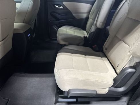 Certified 2023 Chevrolet Traverse LT image 26