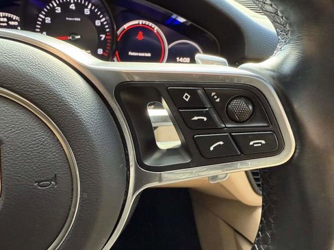 Used 2021 Porsche Cayenne image 20