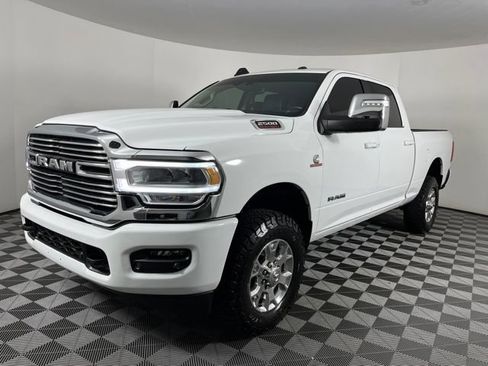 Used 2024 RAM 2500 Laramie w/ Safety Group AWD/4WD image 6