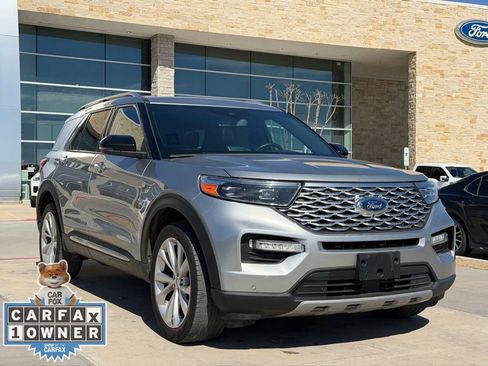 Used 2023 Ford Explorer Platinum w/ Technology Package image 19