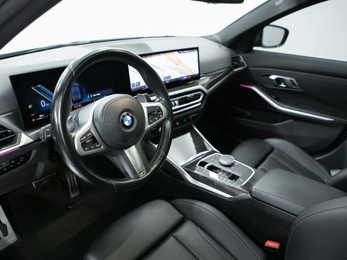 Used 2023 BMW 330i Sedan w/ M Sport Package image 4