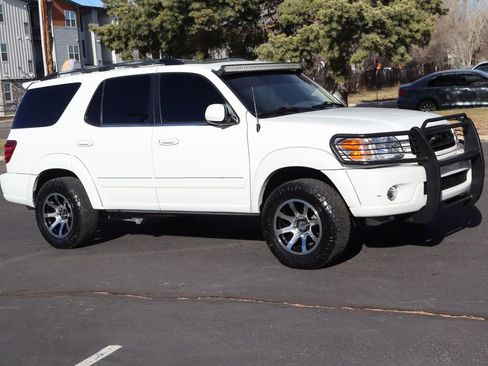 Used 2003 Toyota Sequoia Limited image 2
