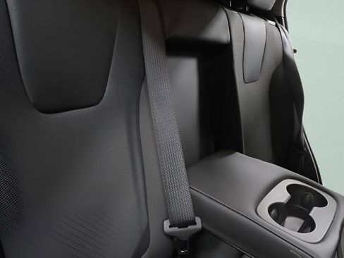 Used 2021 Buick Encore GX Select AWD/4WD image 29