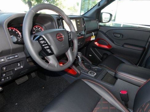 New 2026 Nissan Frontier PRO-4X w/ Pro-4x Convenience Package image 13