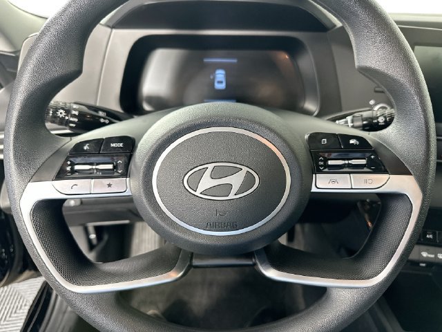 Used 2026 Hyundai Elantra Hybrid FWD image 19
