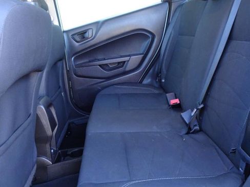 Used 2017 Ford Fiesta SE image 11