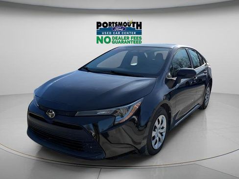 Used 2023 Toyota Corolla LE FWD image 16