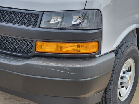 New 2025 Chevrolet Express 2500 w/ Driver Convenience Package image 15