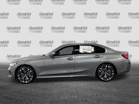 New 2026 BMW 330i xDrive Sedan w/ Convenience Package AWD/4WD image 5
