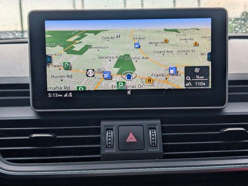 Used 2018 Audi Q5 2.0T Premium Plus w/ Premium Plus Package AWD/4WD image 29
