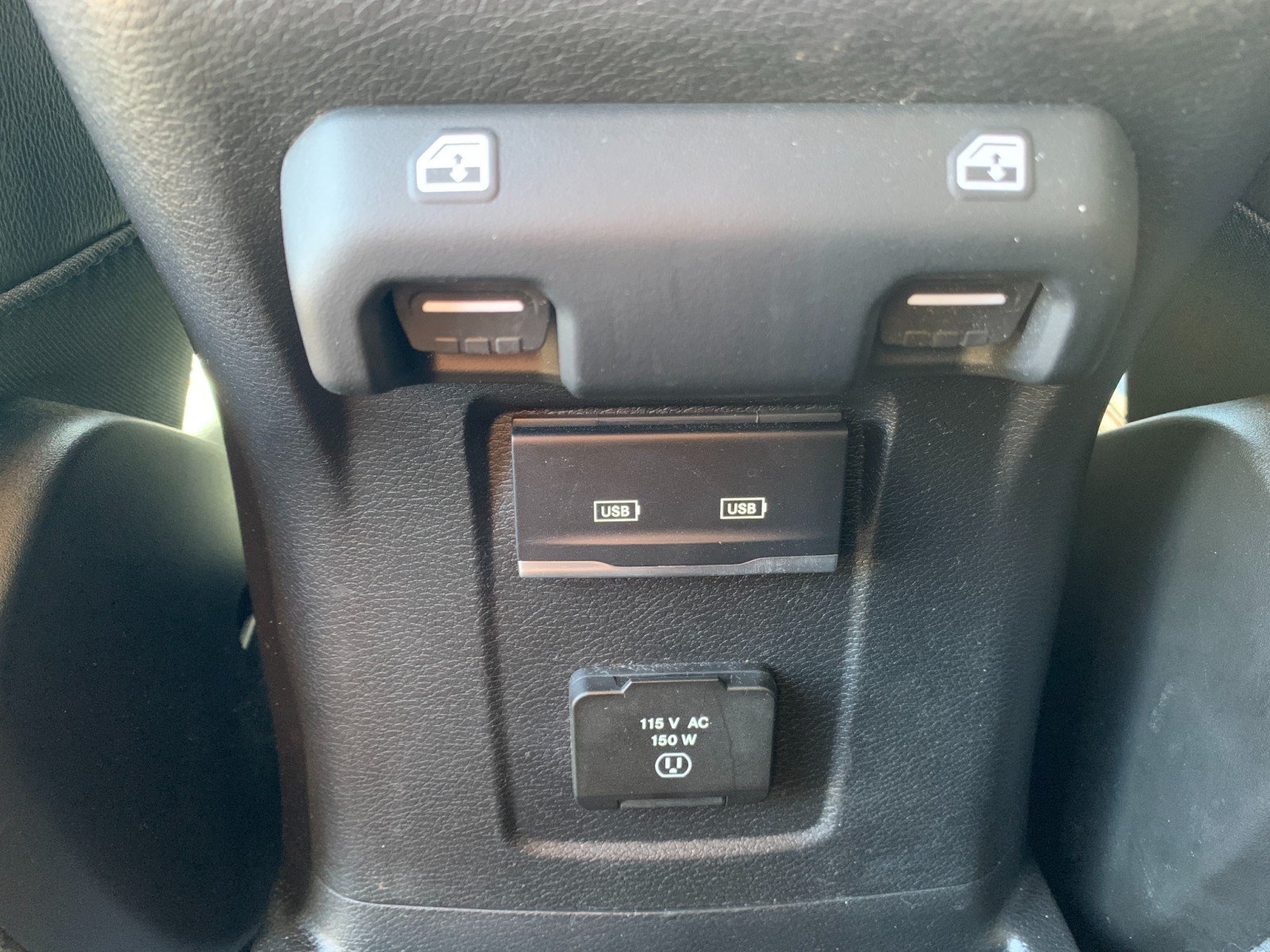 Used 2022 Jeep Wrangler Unlimited Rubicon AWD/4WD image 32