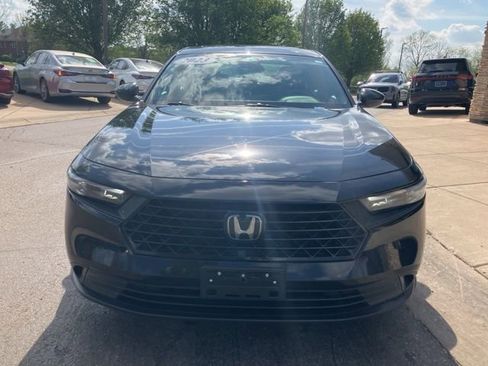 Used 2023 Honda Accord Sport image 8