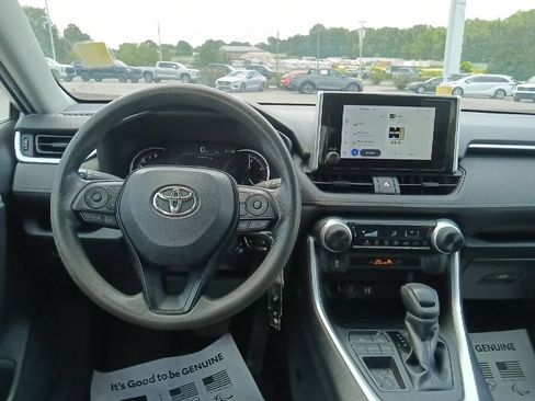 Used 2023 Toyota RAV4 LE FWD image 26