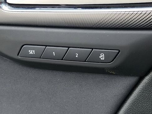 Used 2025 Buick Envision Sport Touring AWD/4WD image 24
