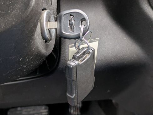 Used 2022 Chevrolet Silverado 1500 Custom image 20