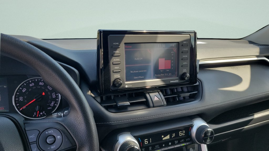 Used 2022 Toyota RAV4 XLE FWD image 16