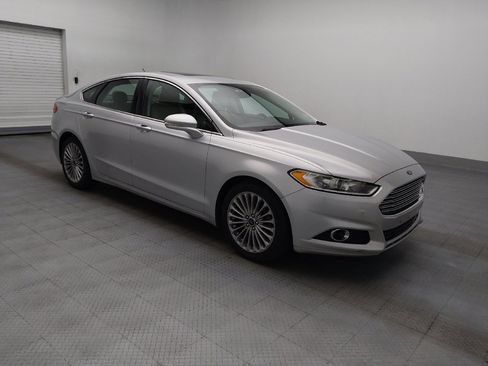 Used 2016 Ford Fusion Titanium FWD image 11
